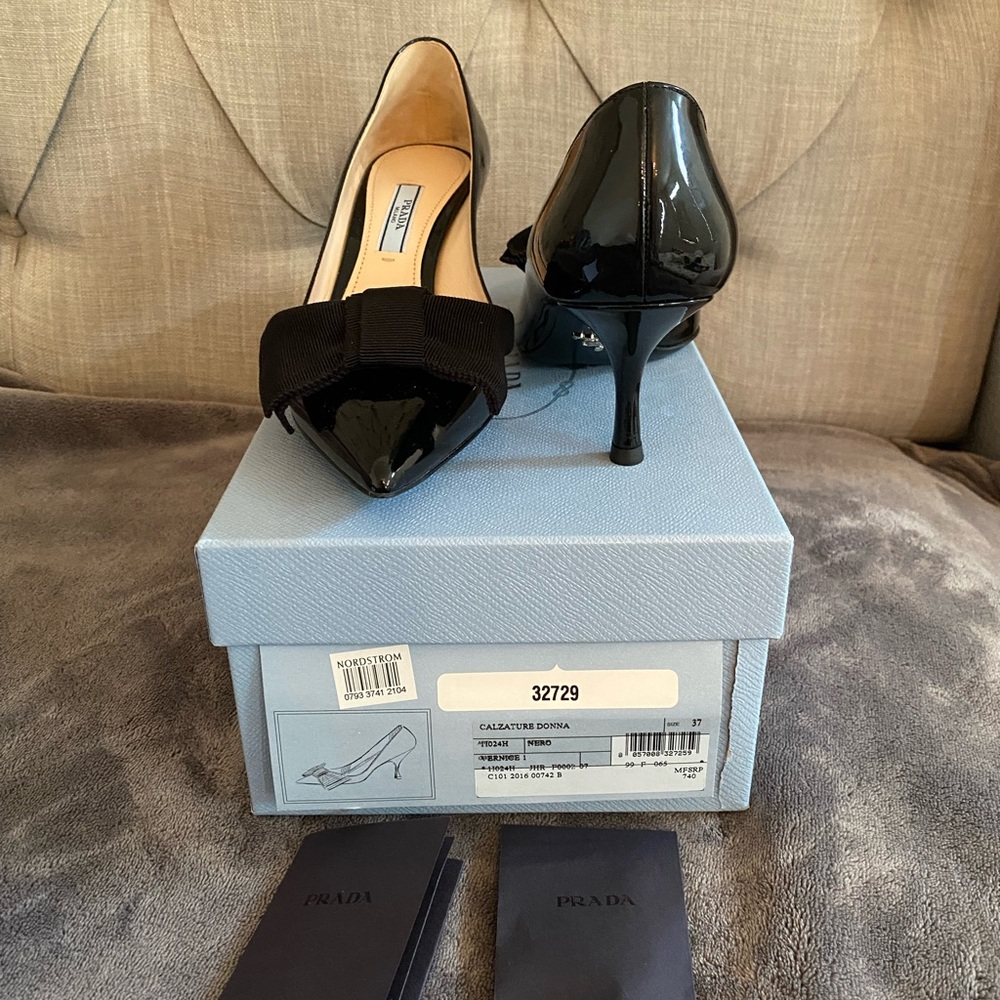 Prada - Calzature Donna Bow Patent Leather Kitten Heel